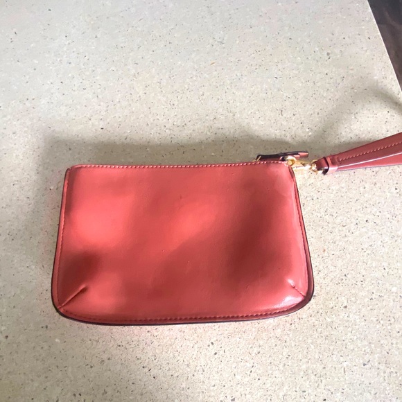 Women’s Nine West wristlet - Picture 2 of 10